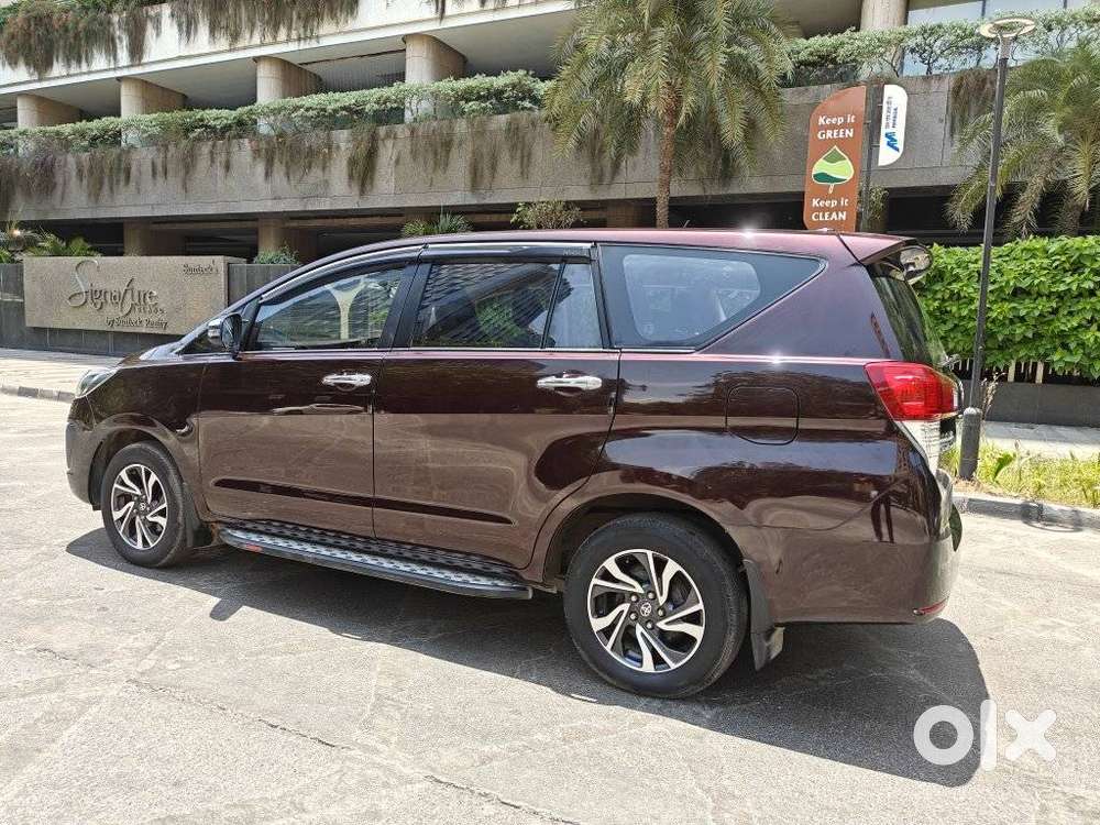 Toyota Innova Crysta 2.4 G Plus Mt 8 Str, 2021, Diesel