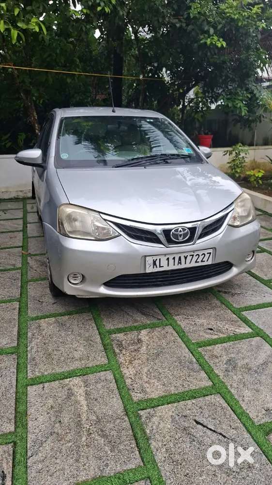 2015 Toyota Etios V 1.5 Petrol 98000km