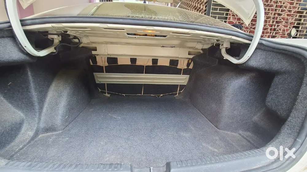 Volkswagen Vento Diesel (top Model)