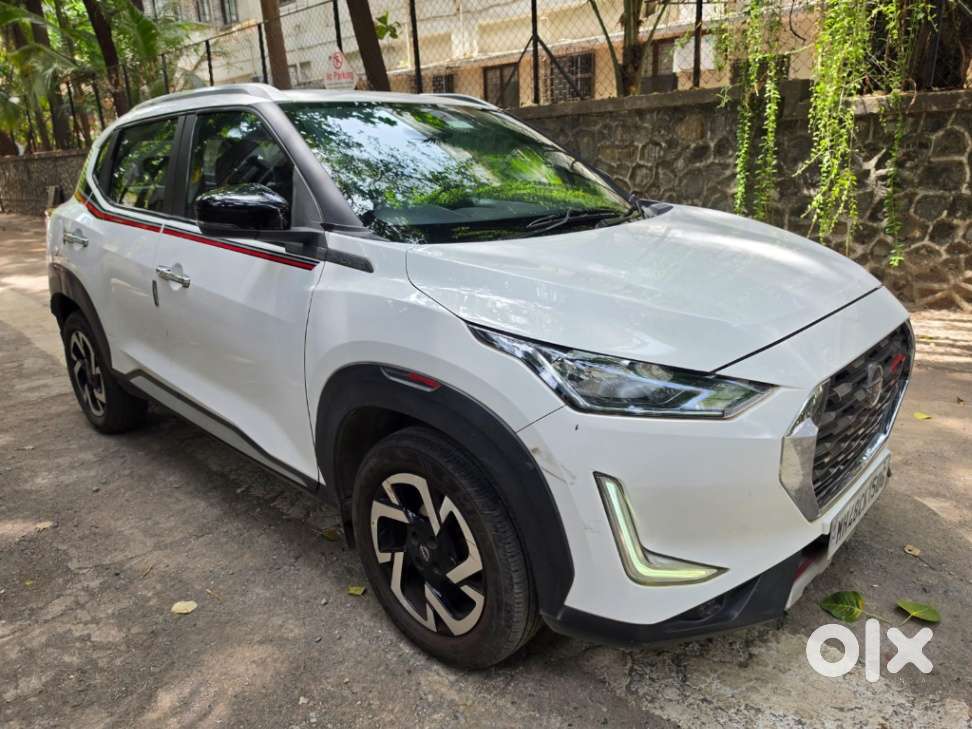 Nissan Magnite Xv Turbo Cvt Red Edition, 2022, Petrol