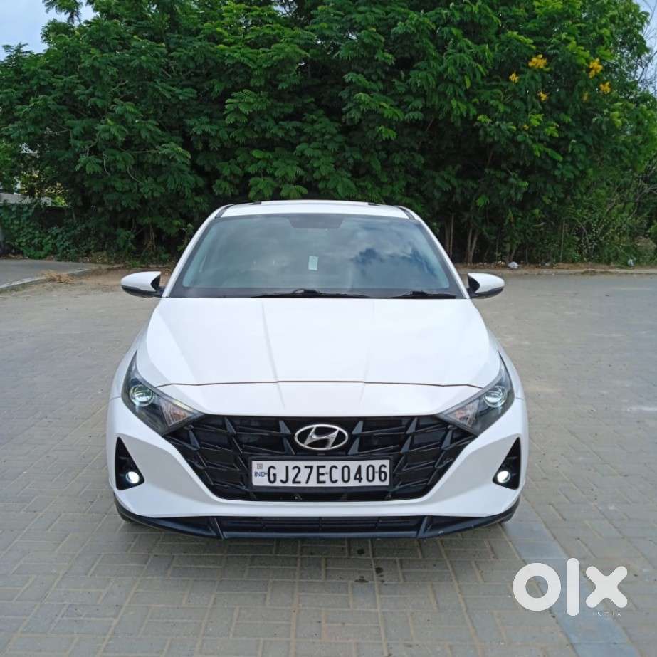 Hyundai New I20 1.2 Asta (o) Mt, 2023, Petrol