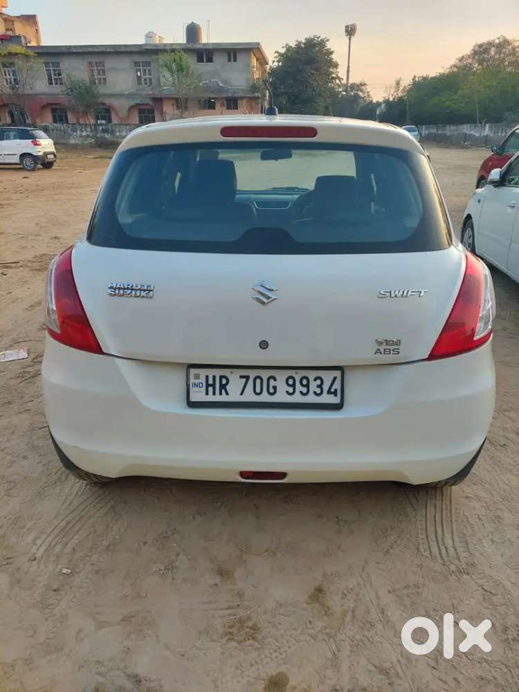 Maruti Suzuki Swift 2015