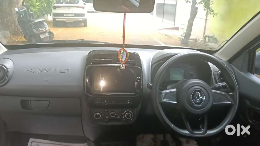 Renault Kwid 1.0 Rxt (o) Easy-r, 2021, Petrol