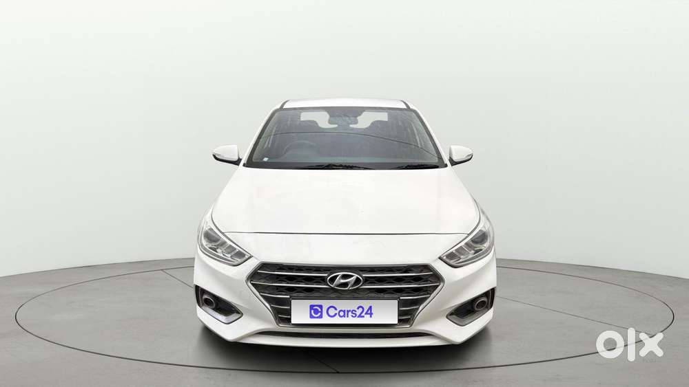 Hyundai Verna 1.6 Vtvt Sx, 2019, Petrol