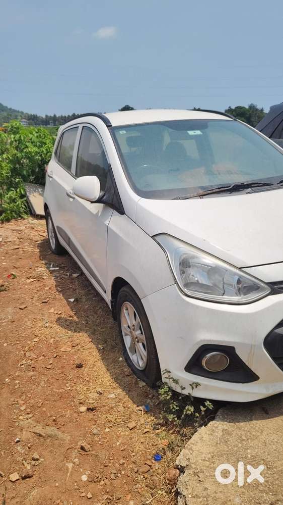Hyundai Grand I10 Asta 1.1 Crdi (o), 2014, Petrol