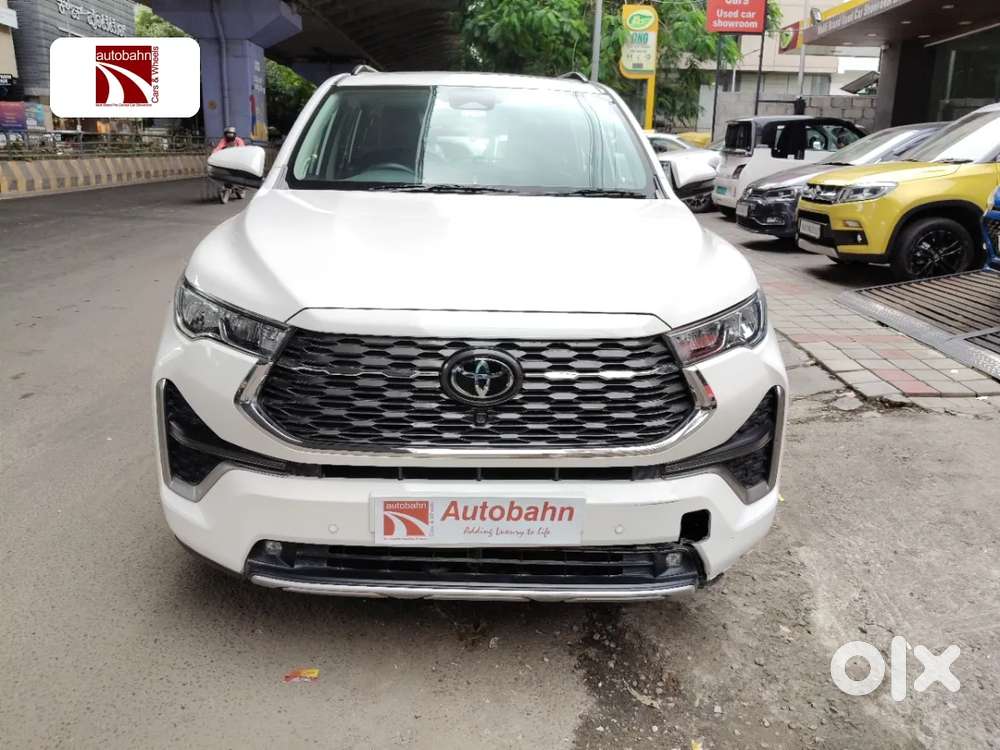 Toyota Innova Hycross 2.0 Zx Hybrid 7 Str, 2023, Petrol