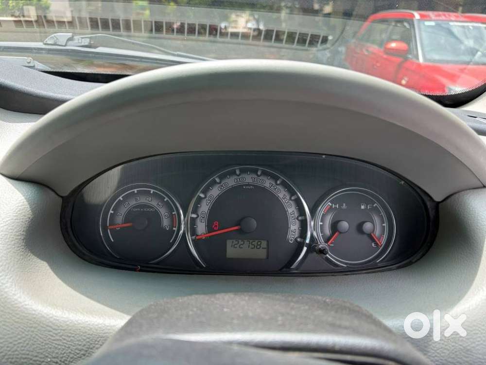 Mahindra Nuvosport N8, 2016, Diesel