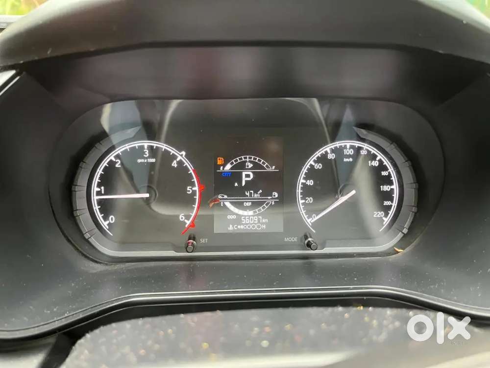 Tata Safari Adventure 2023 Deisel Panaromic Sunroof For Just 1200000