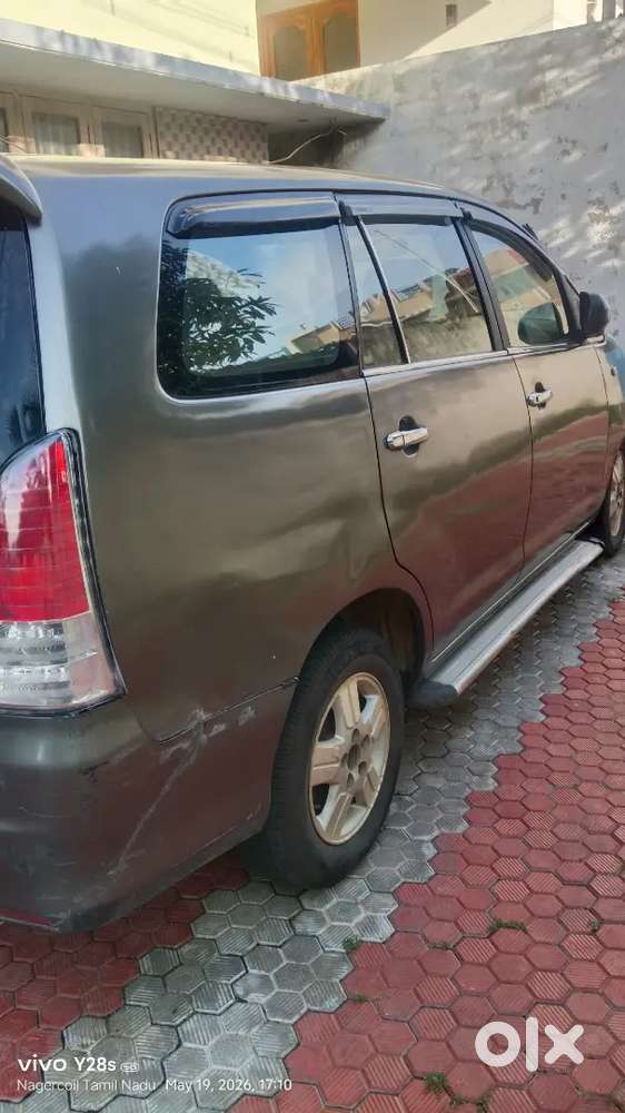 Toyota Innova 2009
