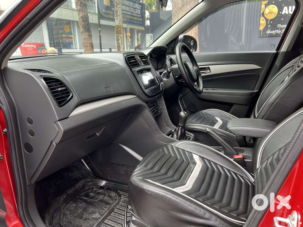 Maruti Suzuki Vitara Brezza Zxi + Mt Dual Tone, 2017, Diesel