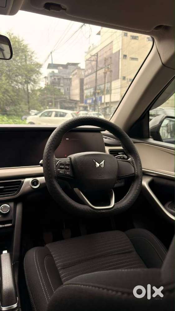 Mahindra Xuv700 2.2 Ax 5 Diesel Mt 7 Str, 2024, Diesel