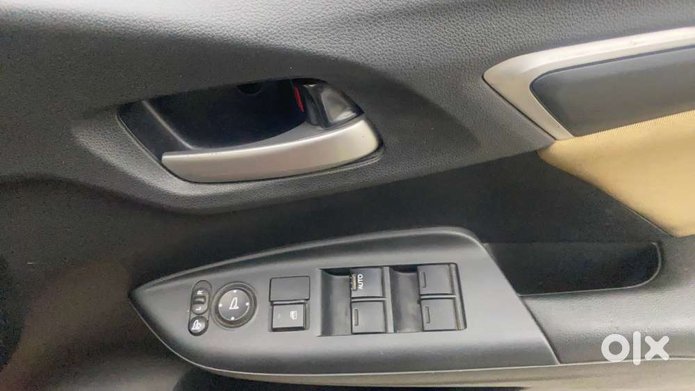 Honda Jazz V Cvt, 2018, Petrol