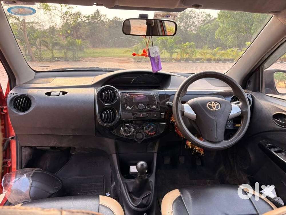 Toyota Etios Cross 1.2l G, 2017, Petrol
