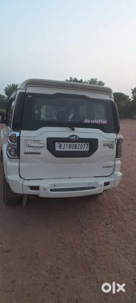 Mahindra Scorpio 2017 Diesel Manual