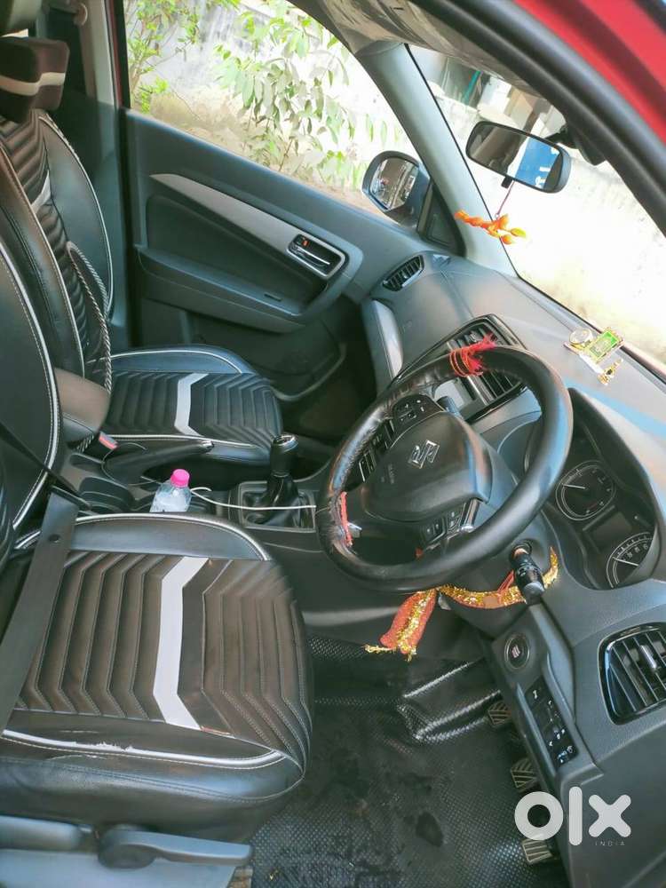 2016 Maruti Suzuki Vitara Brezza Zdi+ Dual Tone | Diesel | Showroom Ma