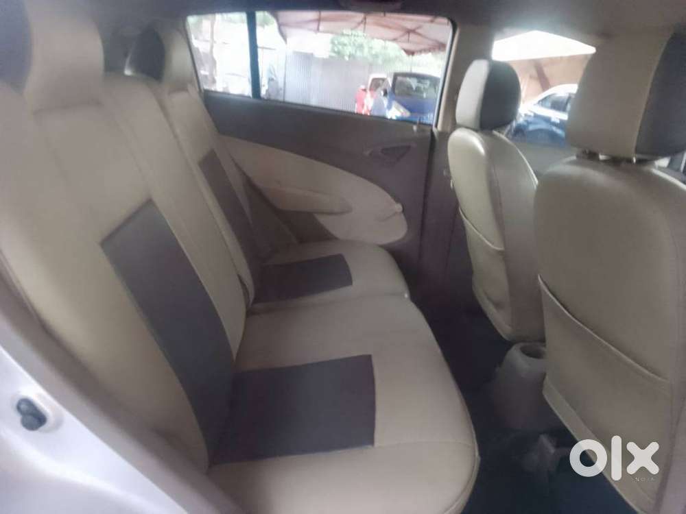 Chevrolet Sail U-va, 2013, Petrol