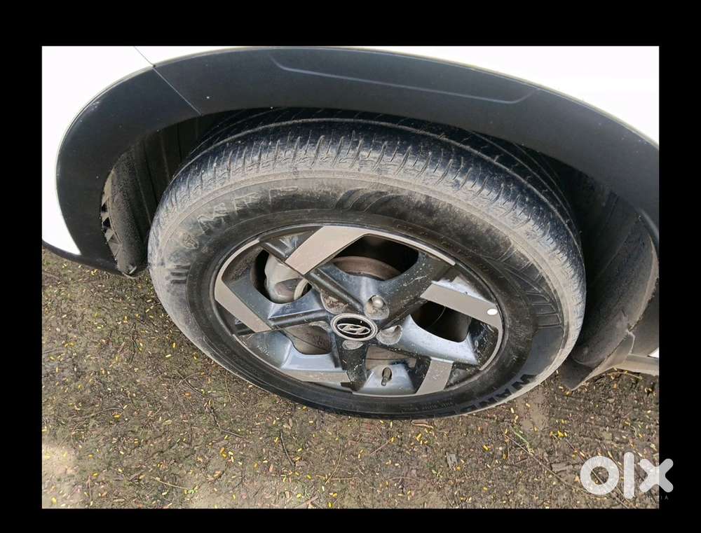 Hyundai Venue Petrol 2021