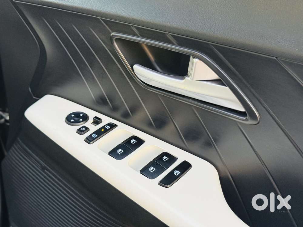 Hyundai Verna 1.5 Sx Vtvt, 2023, Petrol