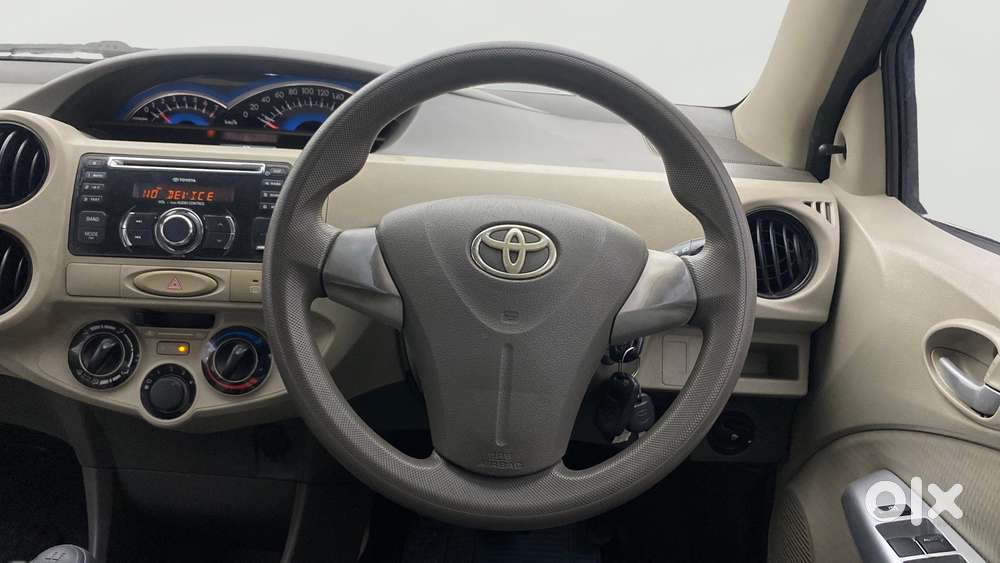 Toyota Etios Liva 2014-2016 V, 2015, Petrol