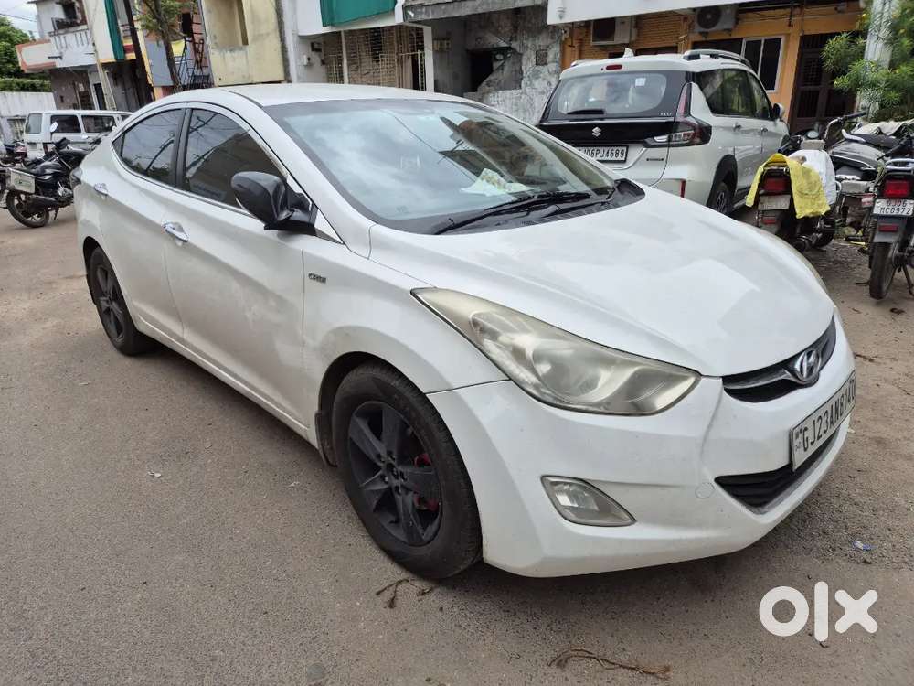 Hyundai Elantra 2013