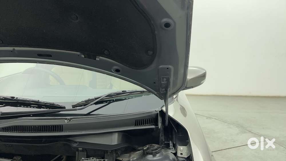 Maruti Suzuki Dzire 1.2 Zxi Amt, 2019, Petrol