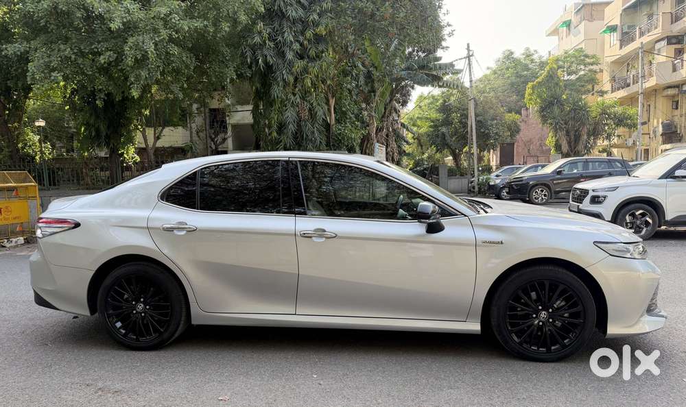 Toyota Camry, 2021, Petrol