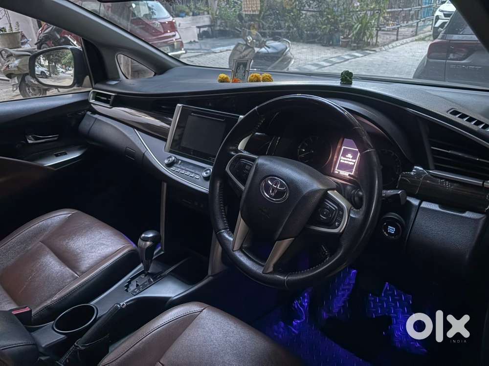 Toyota Innova Crysta 2017