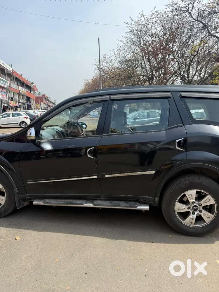 Mahindra Xuv500 2012