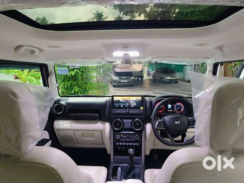 Mahindra Thar Roxx Mx5 Petrol Mt 2wd, 2024, Petrol
