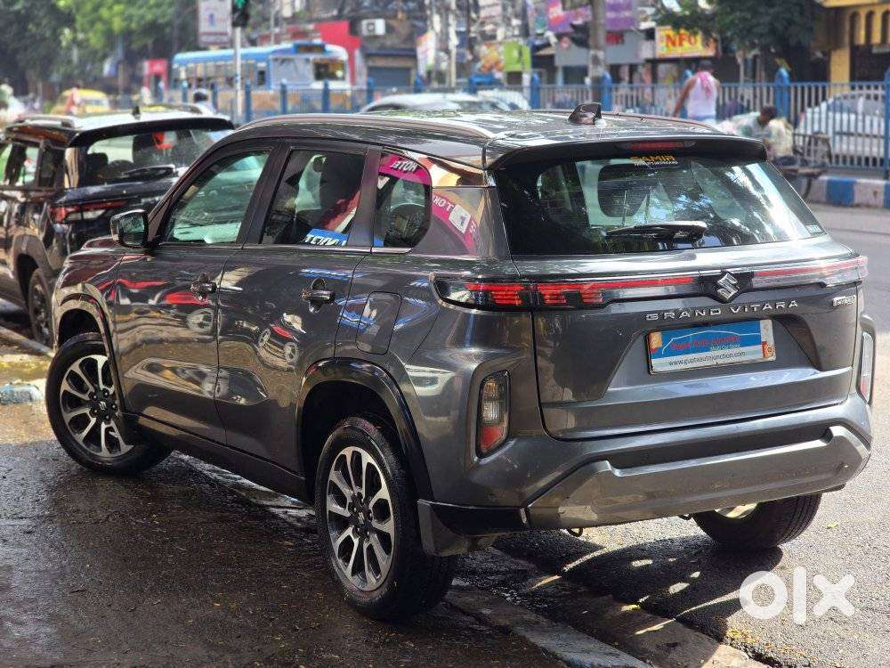 Maruti Suzuki Grand Vitara 1.5 Zeta Plus Dual Tone Intelligent Hybri..