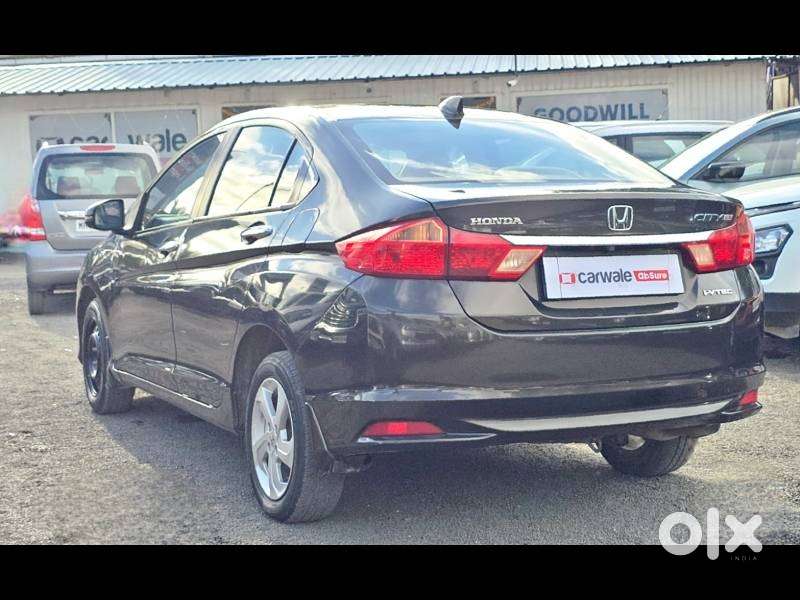 Honda City V At Sunroof I-vtec, 2016, Petrol