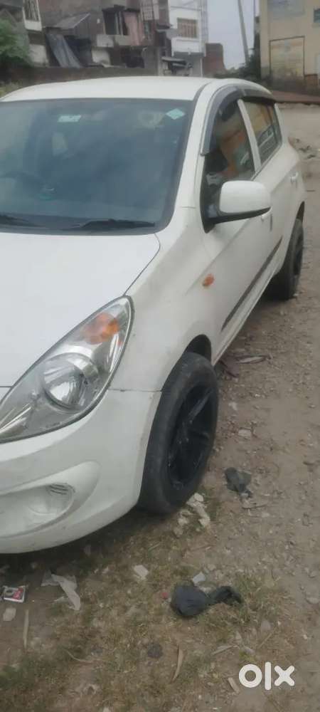Hyundai I20 2012 Cng & Hybrids 140000 Km Driven