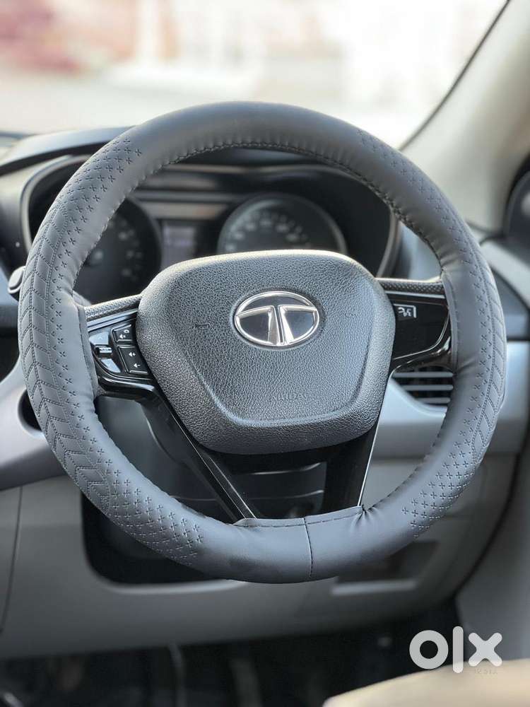 Tata Nexon 1.5 Revotorq Xm (s), 2018, Diesel