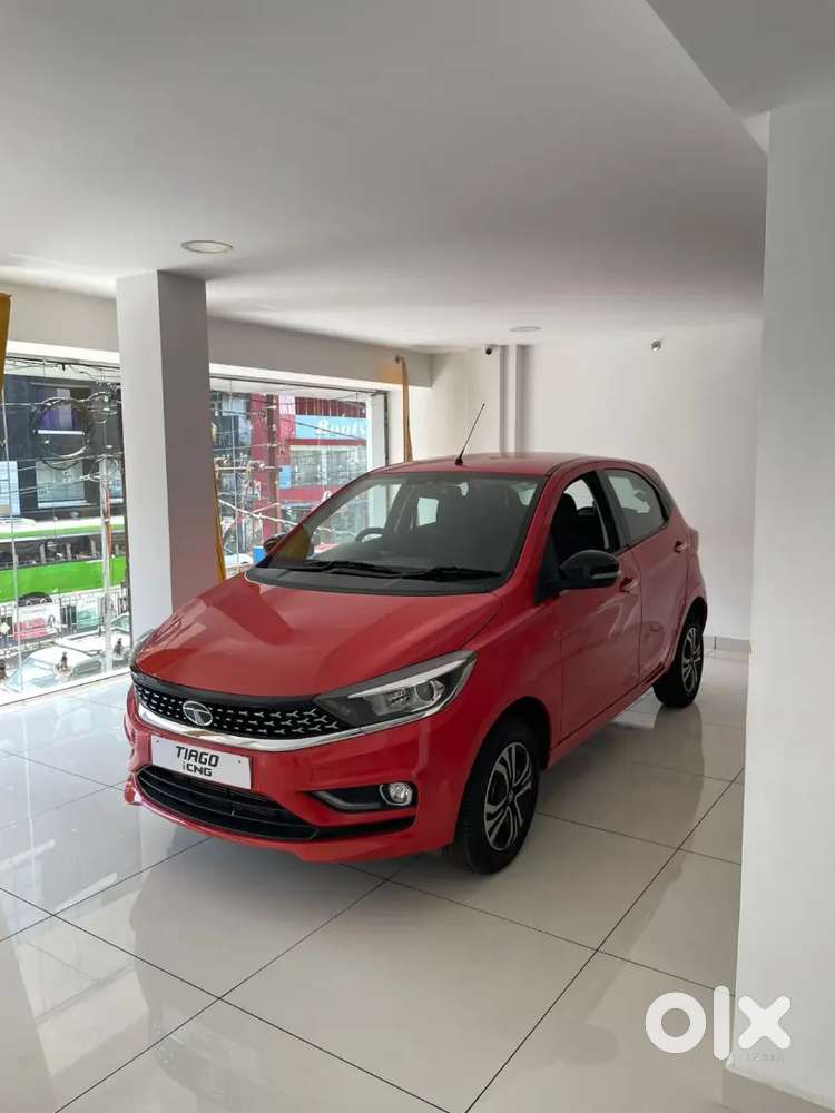 Year Back 2023 Model Tata Tiago  Cng Xz+