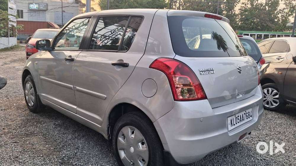 Maruti Suzuki Swift 1.2 Vxi (o), 2010, Petrol