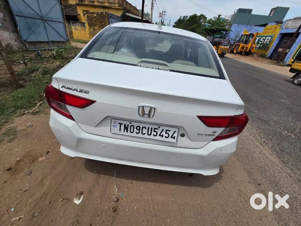 Honda Amaze Automatic Petrol
Well Maintained Company Service