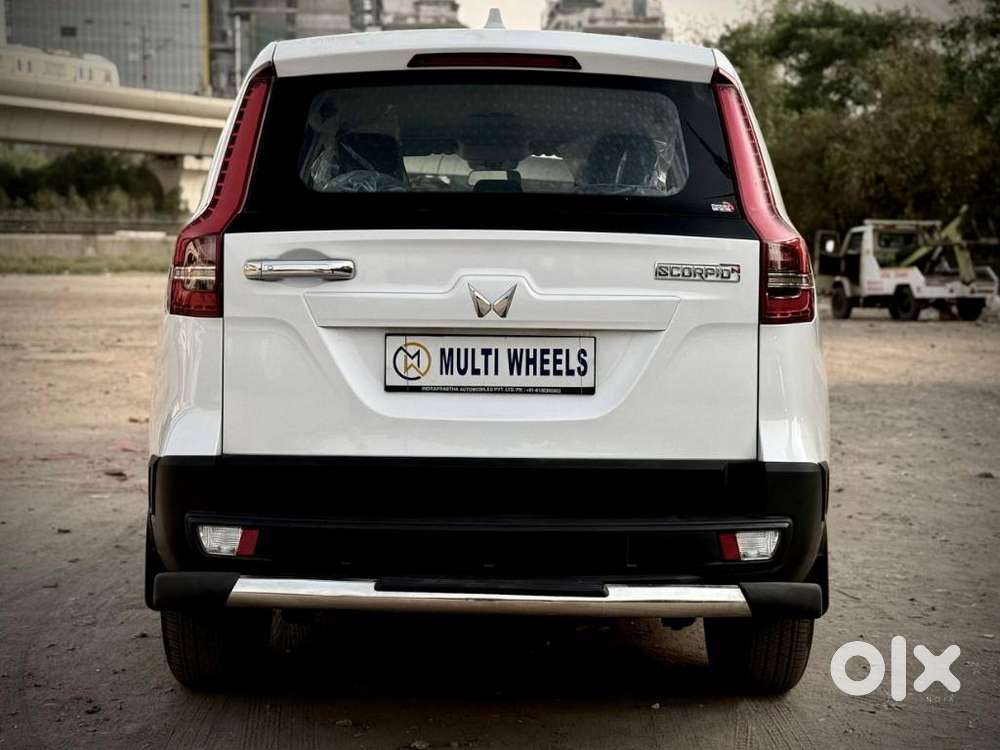 Mahindra Scorpio-n 2.0 Z2 Petrol Mt 7 Str, 2025, Petrol
