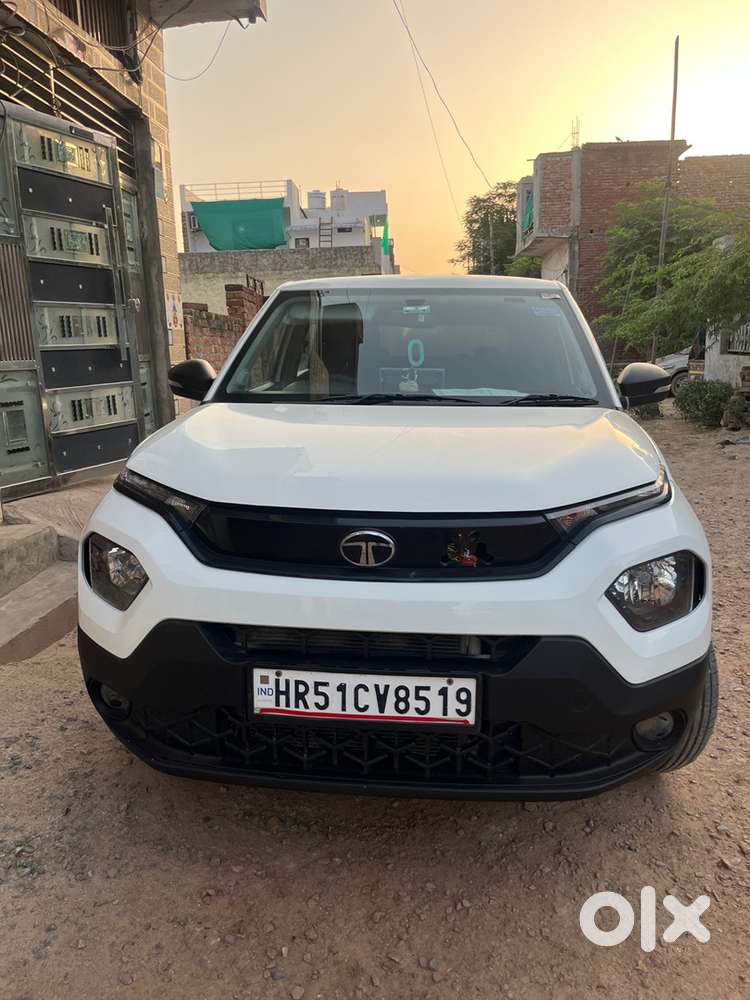 Tata Punch Petrol 2025