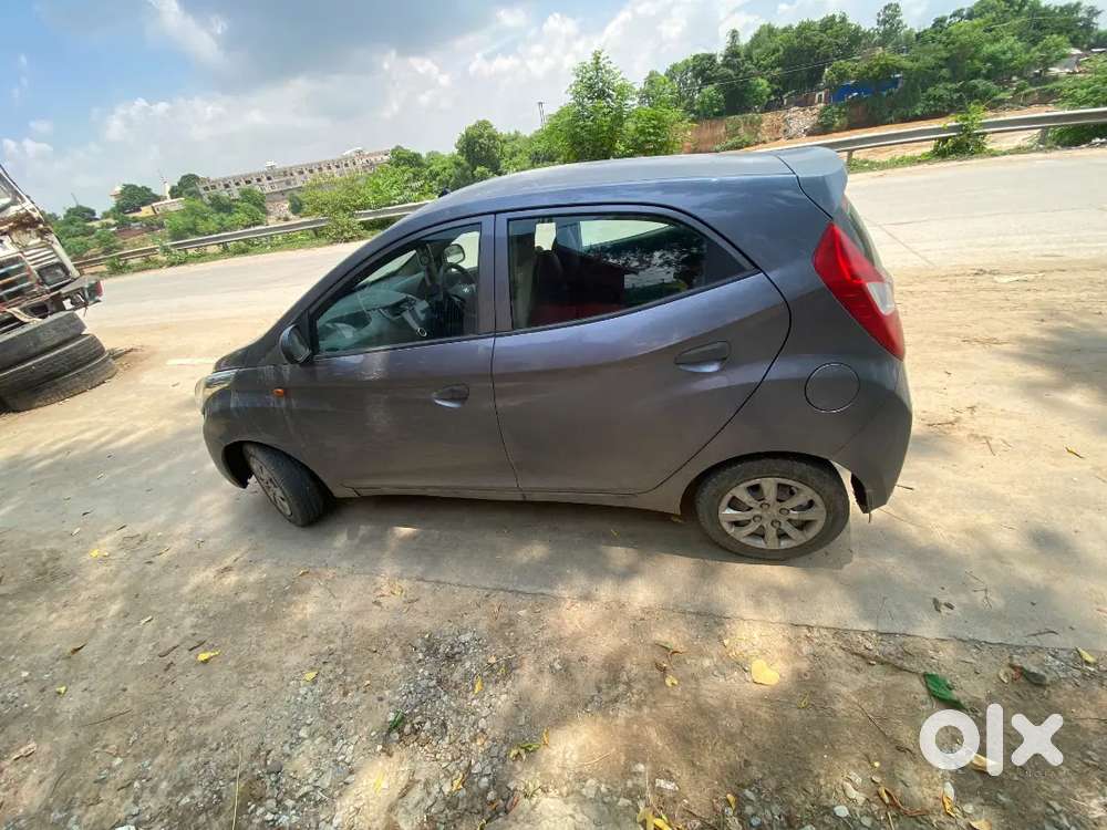 Hyundai Eon Magna + 2012