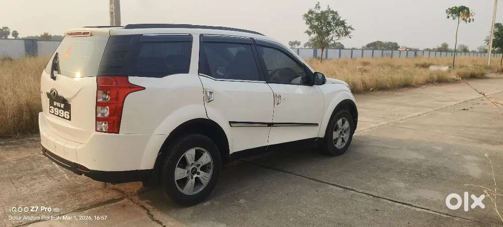 Mahindra Xuv500 2015 Diesel 185000 Km Driven