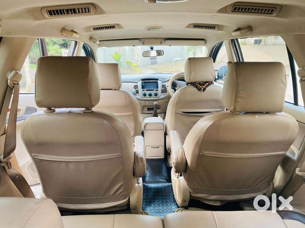 Toyota Innova 2009  Converted To 2014 G4  Mint Condition