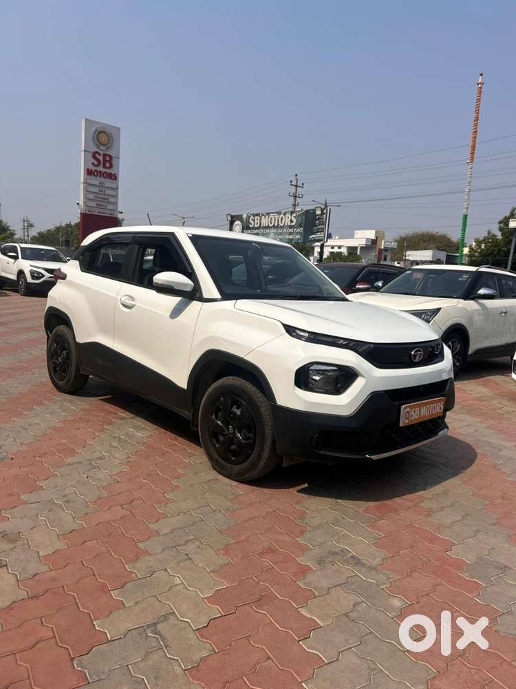 Tata Punch Camo Adventure Mt, 2023, Petrol