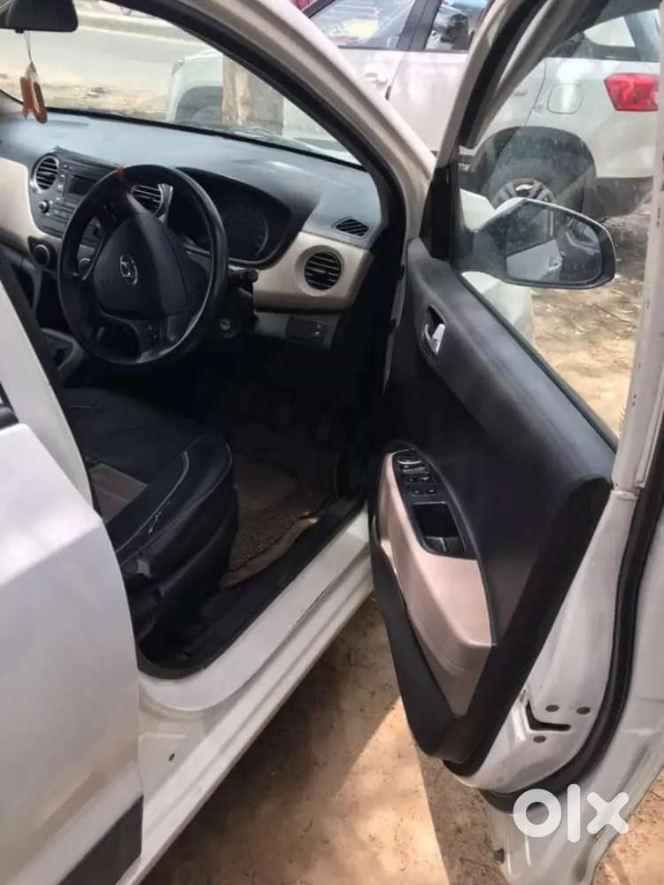 Hyundai Grand I10 2016 Diesel Well Maintained