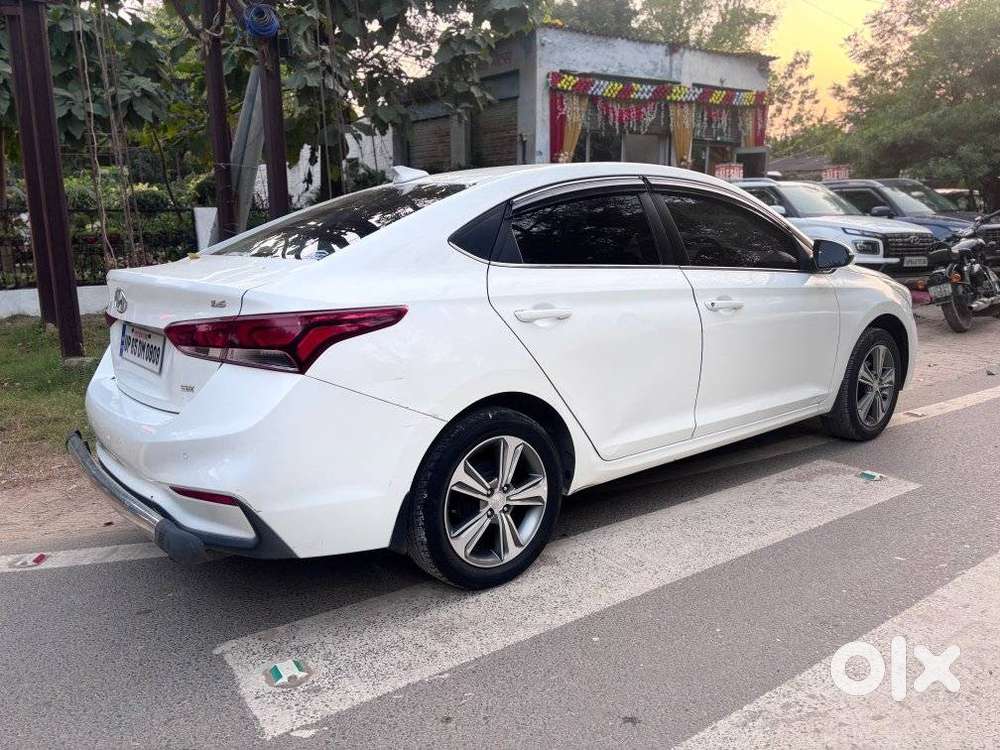 Hyundai Verna Crdi Vgt Sx 1.5, 2019, Petrol