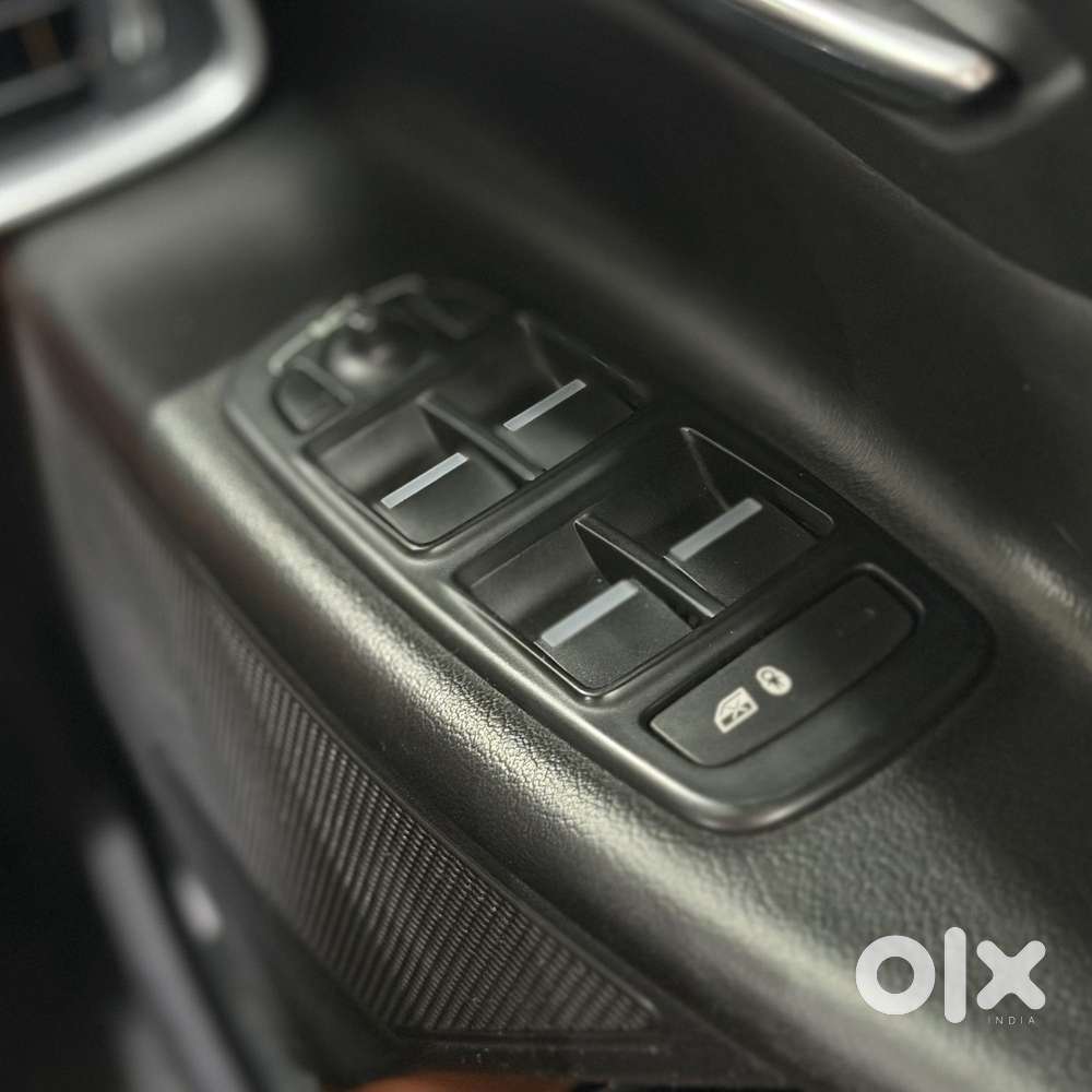 Jaguar Xe 2.0l Diesel Portfolio, 2017, Diesel