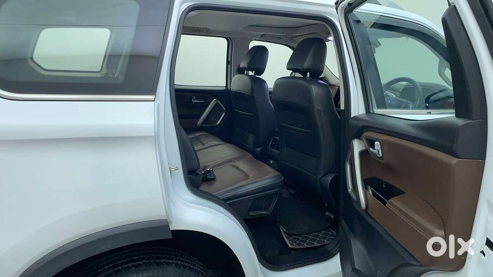Mahindra Scorpio N Z8 L Petrol At 7 Str, 2022, Petrol