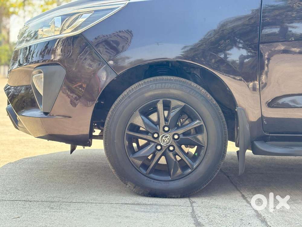 Toyota Innova Crysta G 8 Str, 2016, Diesel