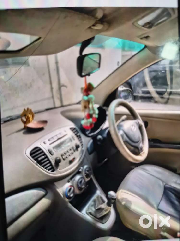 Hyundai I10 Sportz Petrol 2011