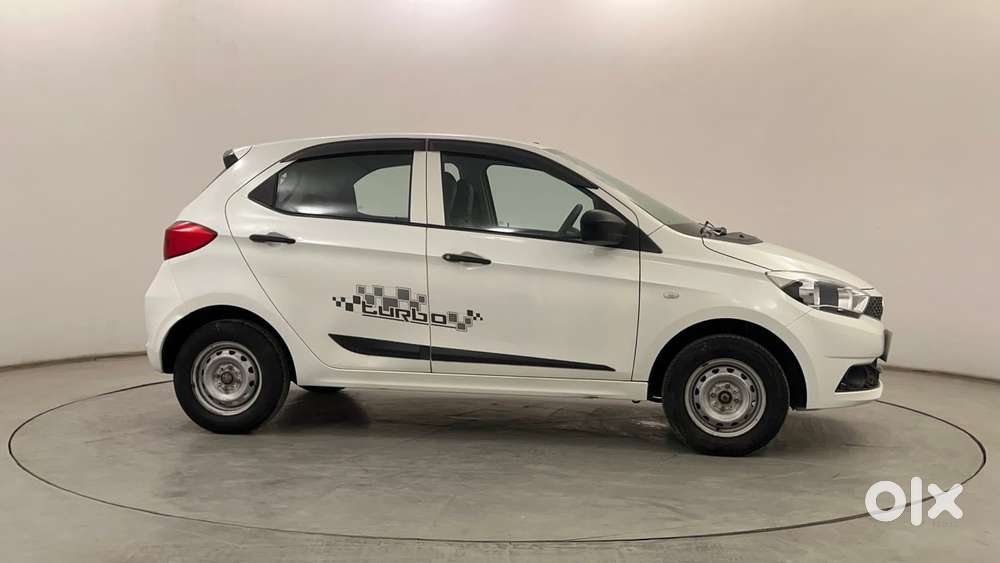 Tata Tiago 1.2 Revotron Xm, 2017, Petrol