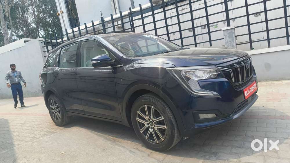 Mahindra Xuv700 2.0 Ax 7 Petrol Mt Str, 2023, Petrol